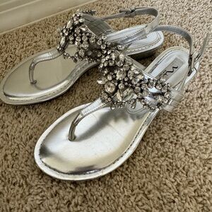 Nina Silver Metallic Crystal Embellished Sandals 8M